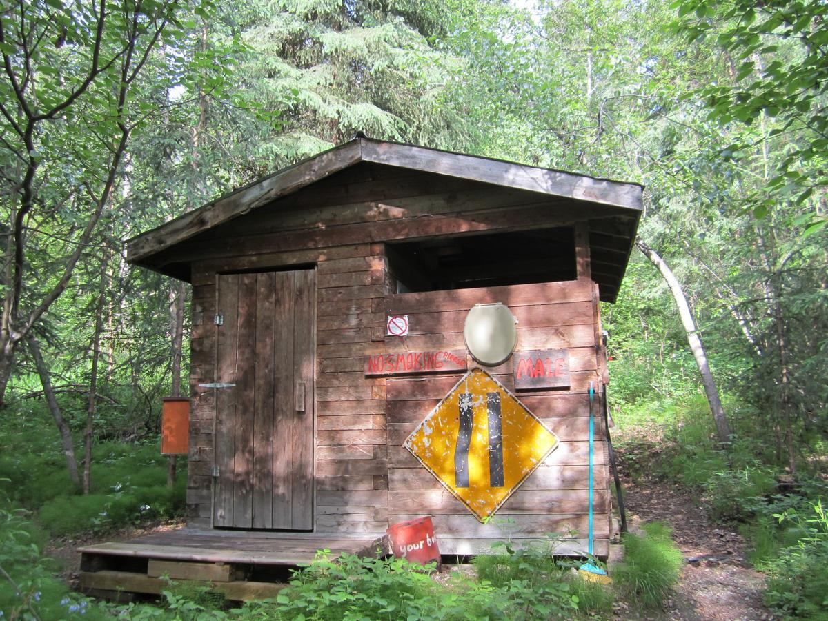 Dawson City River Hostel المظهر الخارجي الصورة